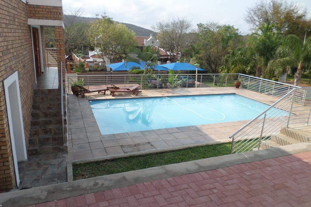 קומאטיפורט Country Link Guest Lodge מראה חיצוני תמונה