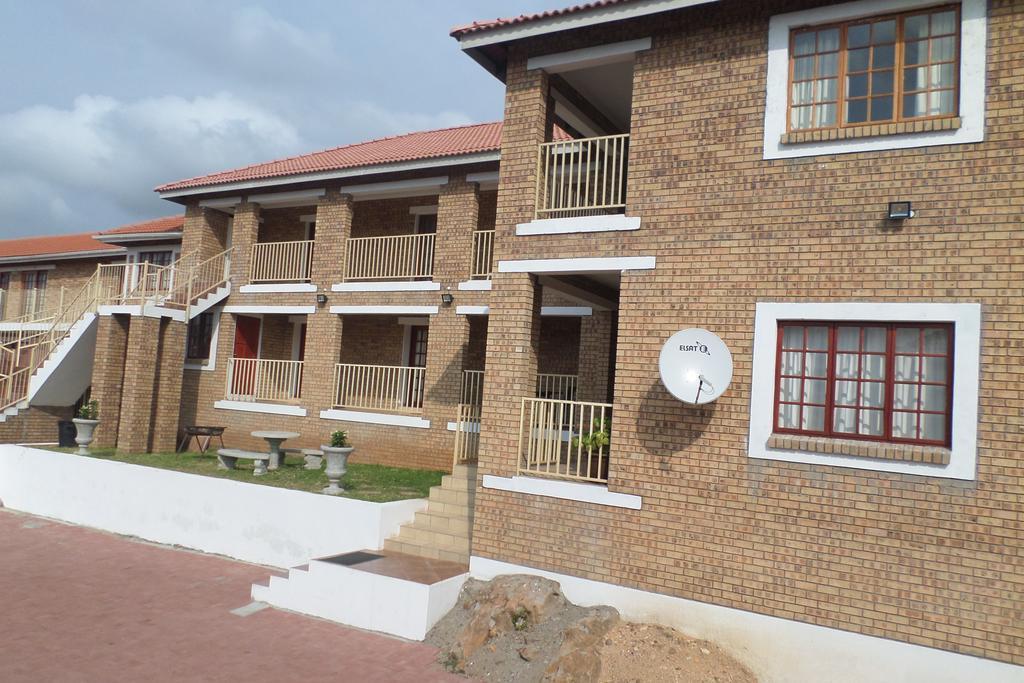 קומאטיפורט Country Link Guest Lodge מראה חיצוני תמונה