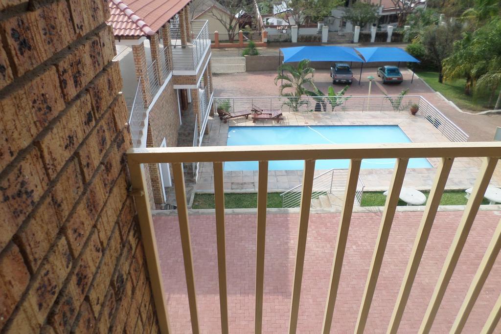 קומאטיפורט Country Link Guest Lodge מראה חיצוני תמונה