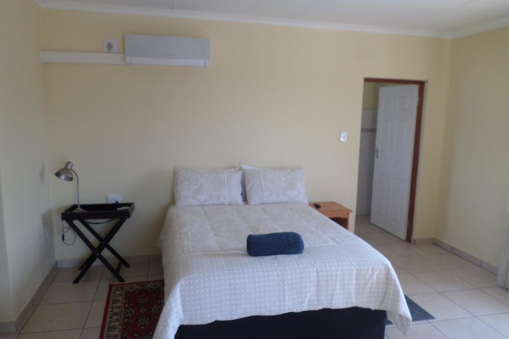 קומאטיפורט Country Link Guest Lodge מראה חיצוני תמונה