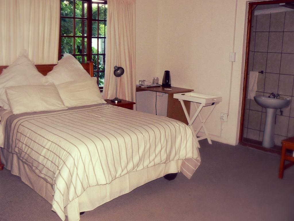 קומאטיפורט Country Link Guest Lodge מראה חיצוני תמונה