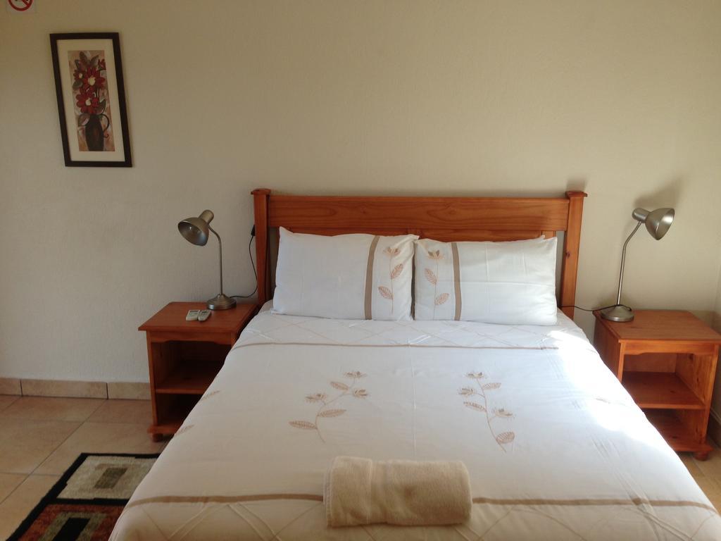 קומאטיפורט Country Link Guest Lodge מראה חיצוני תמונה