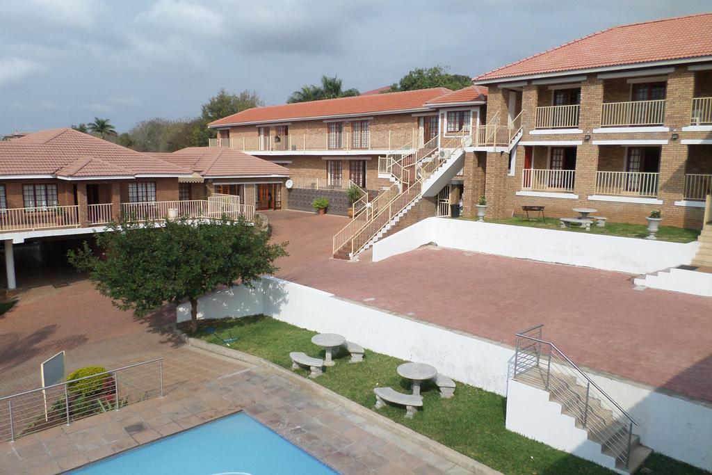 קומאטיפורט Country Link Guest Lodge מראה חיצוני תמונה