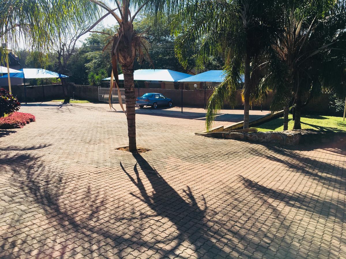 קומאטיפורט Country Link Guest Lodge מראה חיצוני תמונה