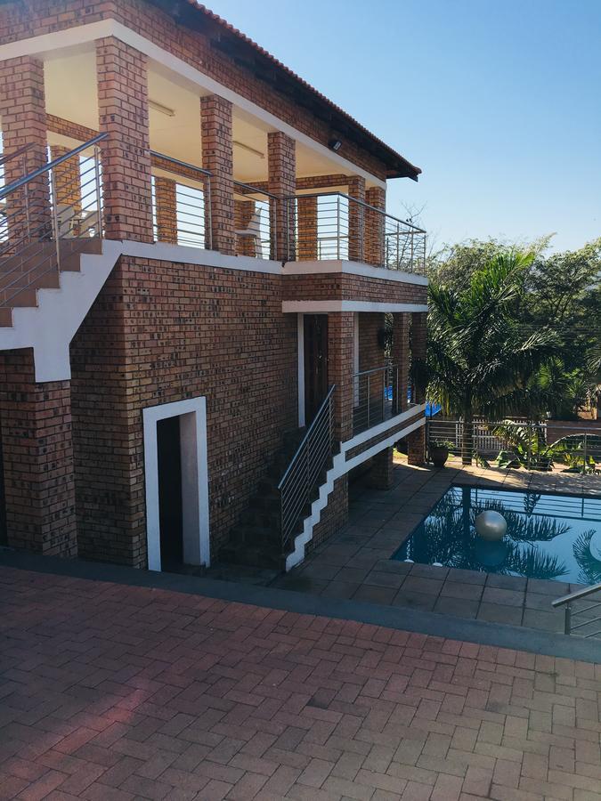 קומאטיפורט Country Link Guest Lodge מראה חיצוני תמונה