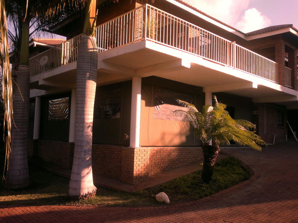 קומאטיפורט Country Link Guest Lodge מראה חיצוני תמונה