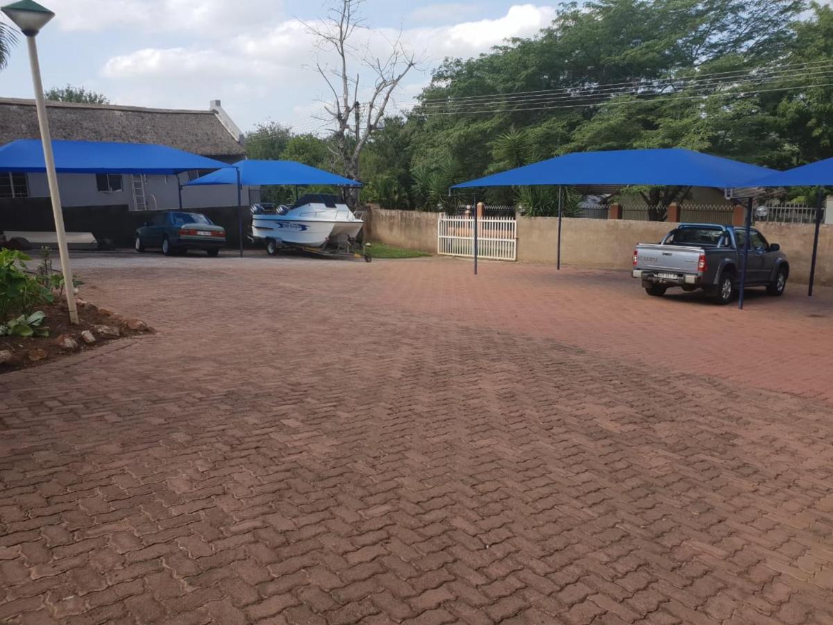 קומאטיפורט Country Link Guest Lodge מראה חיצוני תמונה